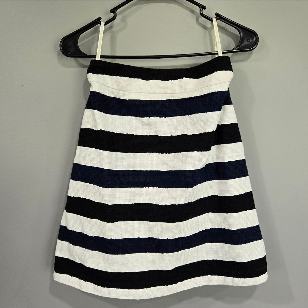 🐢 Kate Spade Skirt The Rules! Black white and navy lined skirt.  Size 2.